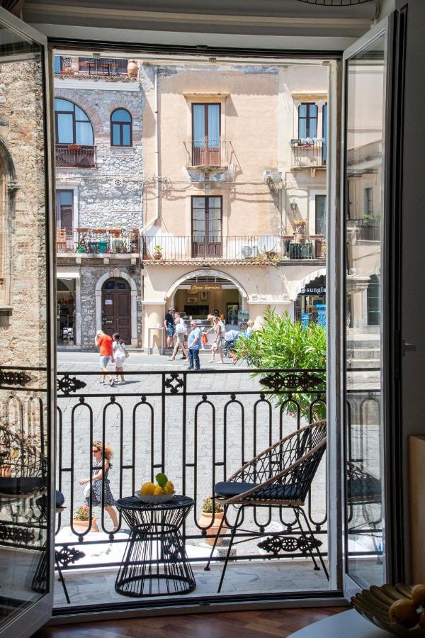 Castalia Apartments & Rooms Duomo Taormina Eksteriør bilde